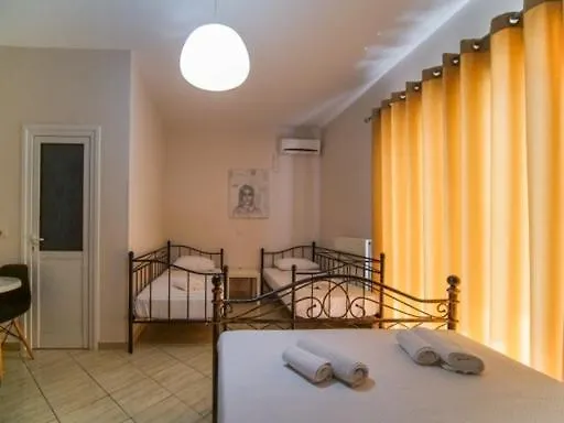 Vironas Hotel Himare 3*,  Albania