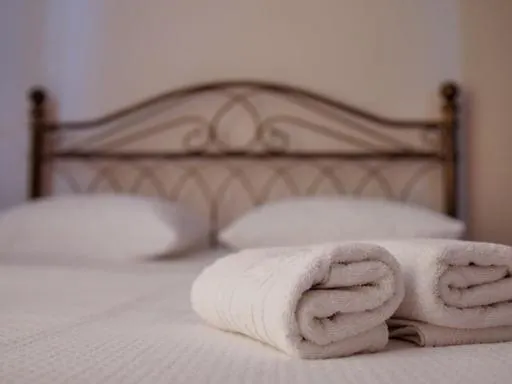 Vironas Hotel Himare